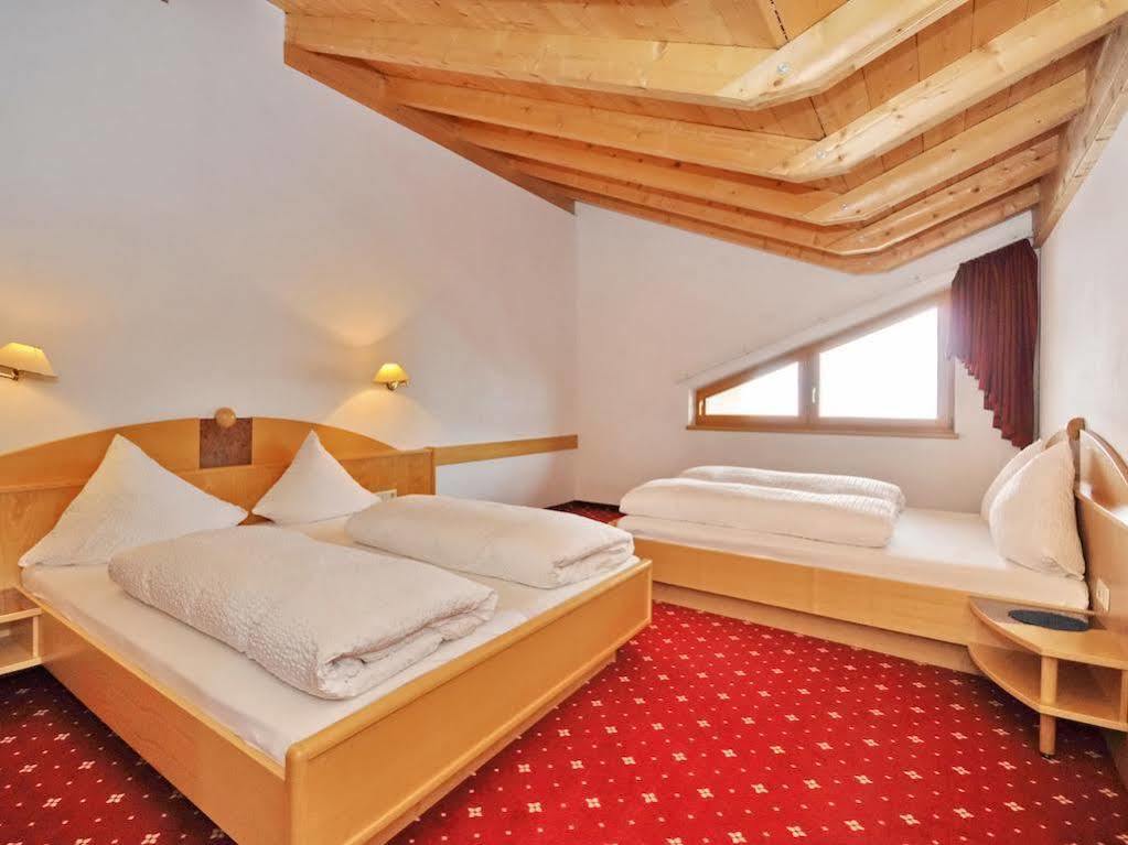 Hotel Amadeus Micheluzzi Serfaus Ngoại thất bức ảnh
